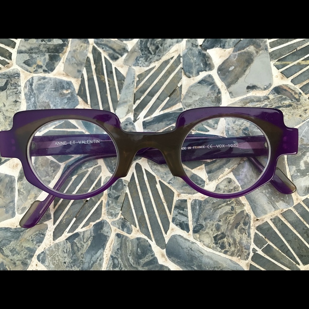 Anne et Valentin Sunglasses; Model 1032 - Picture 2 of 6